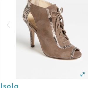 Isola Brea Lace- up Bootie